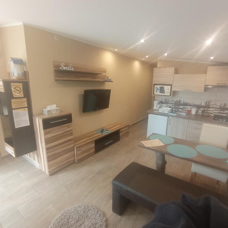 Rozsa Apartman Alsóörs Eksteriør bilde