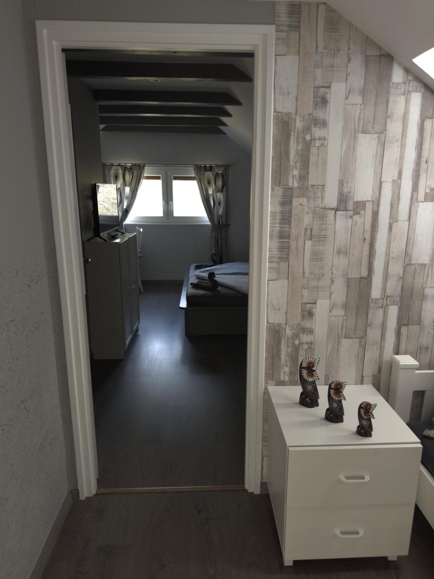 Rozsa Apartman Alsóörs Rom bilde
