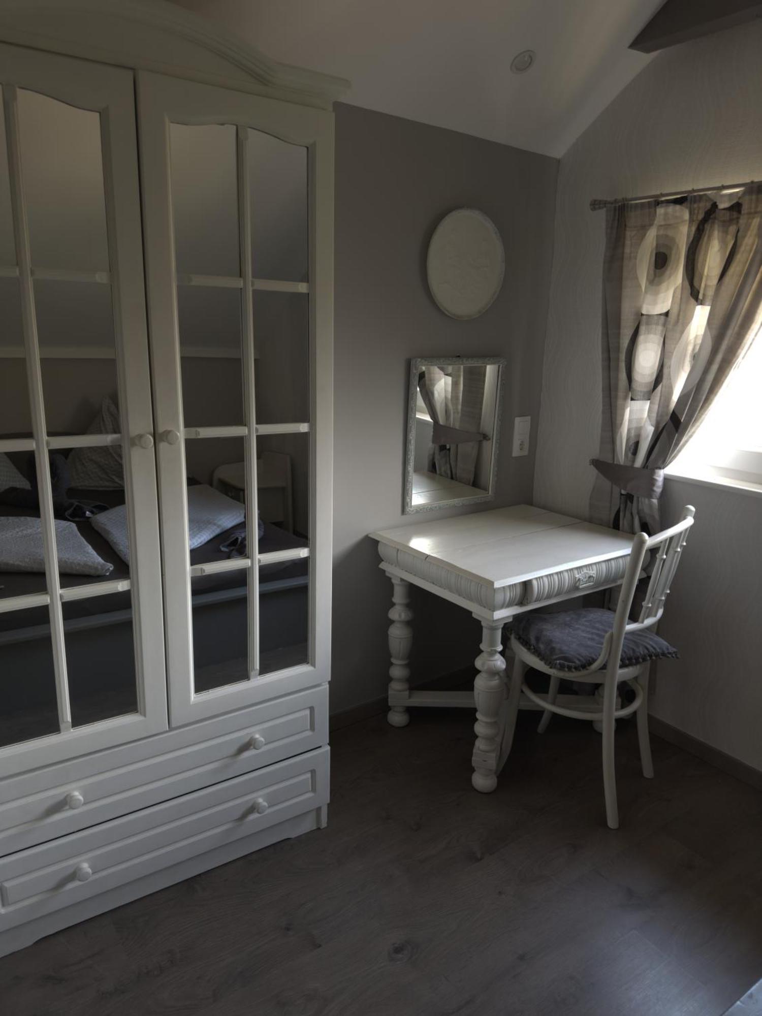 Rozsa Apartman Alsóörs Rom bilde