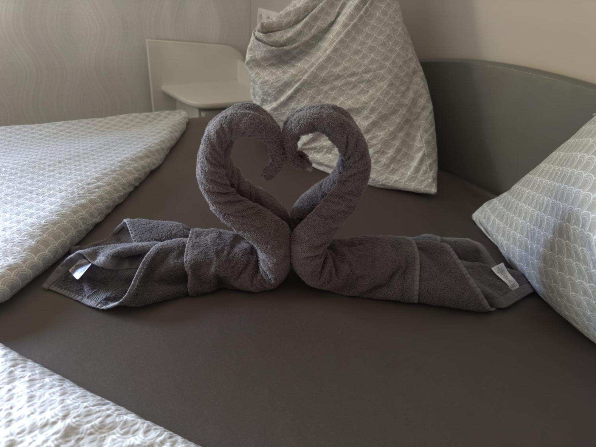 Rozsa Apartman Alsóörs Rom bilde